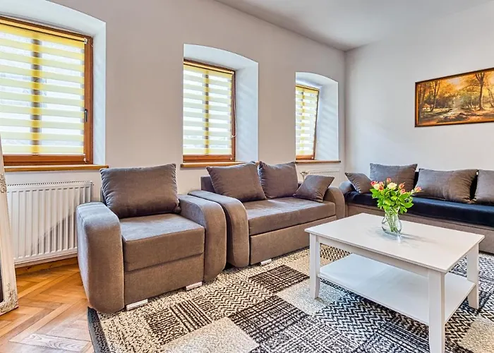 Apartmany V Novem Meste Pod Smrkem